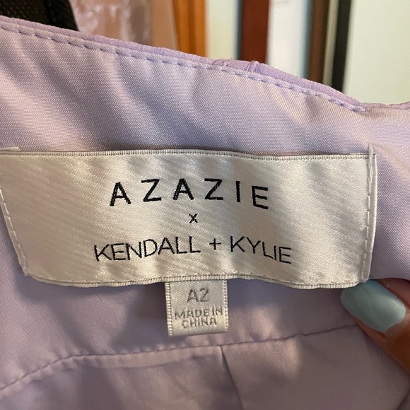 Azazie bridesmaid dress- corseted chiffon column dress in LILAC SIZE A2 - Picture 5 of 7